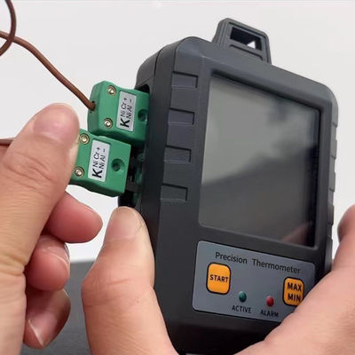 Hoge nauwkeurigheid Dual Channel Temperature Testing Equipment voor -40-150C